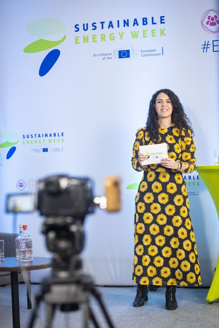 Anna Gumbau, moderator and trainer